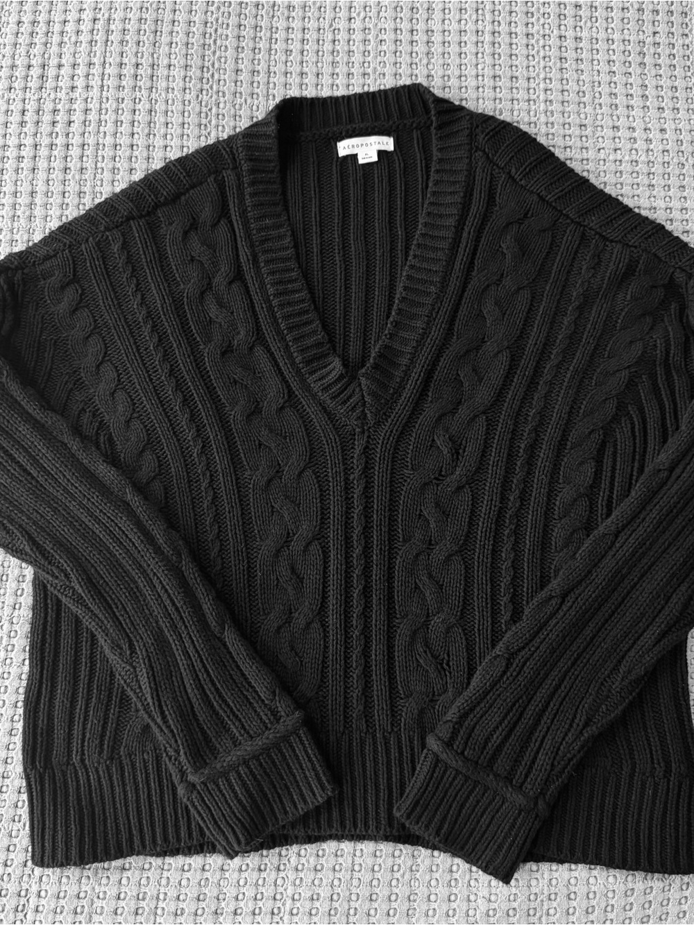 Aeropostale Black Cable Knit V-Neck Pullover Sweater size XL